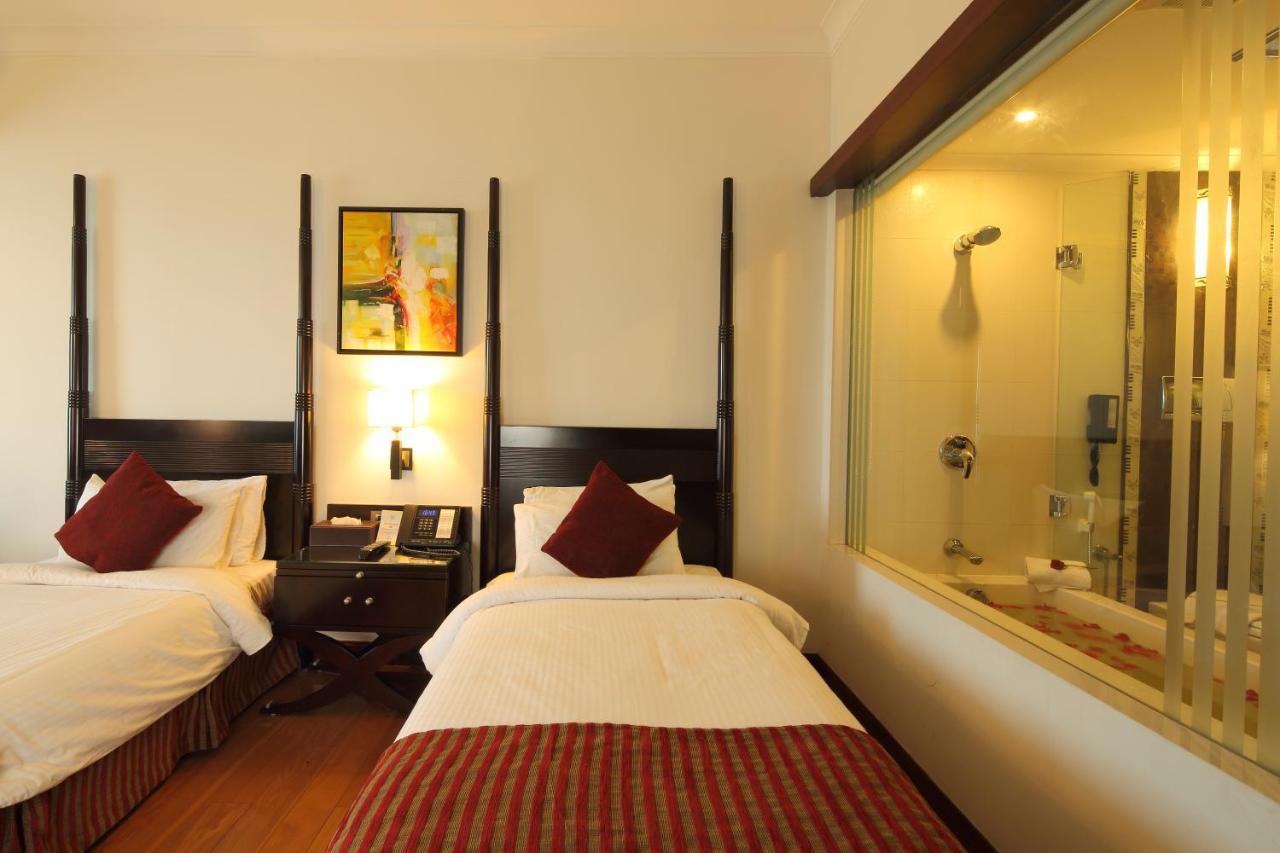 วินเซอรื ราชธานี Hotel Thiruvananthapuram ภายนอก รูปภาพ